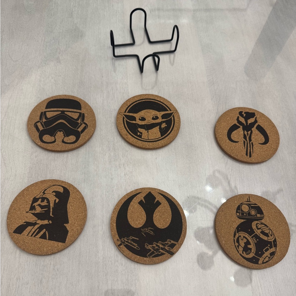 NWOT Star Wars Set of Six Cork Drink Coasters with Organizer